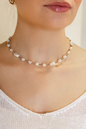 Closest to Me Pearl Necklace