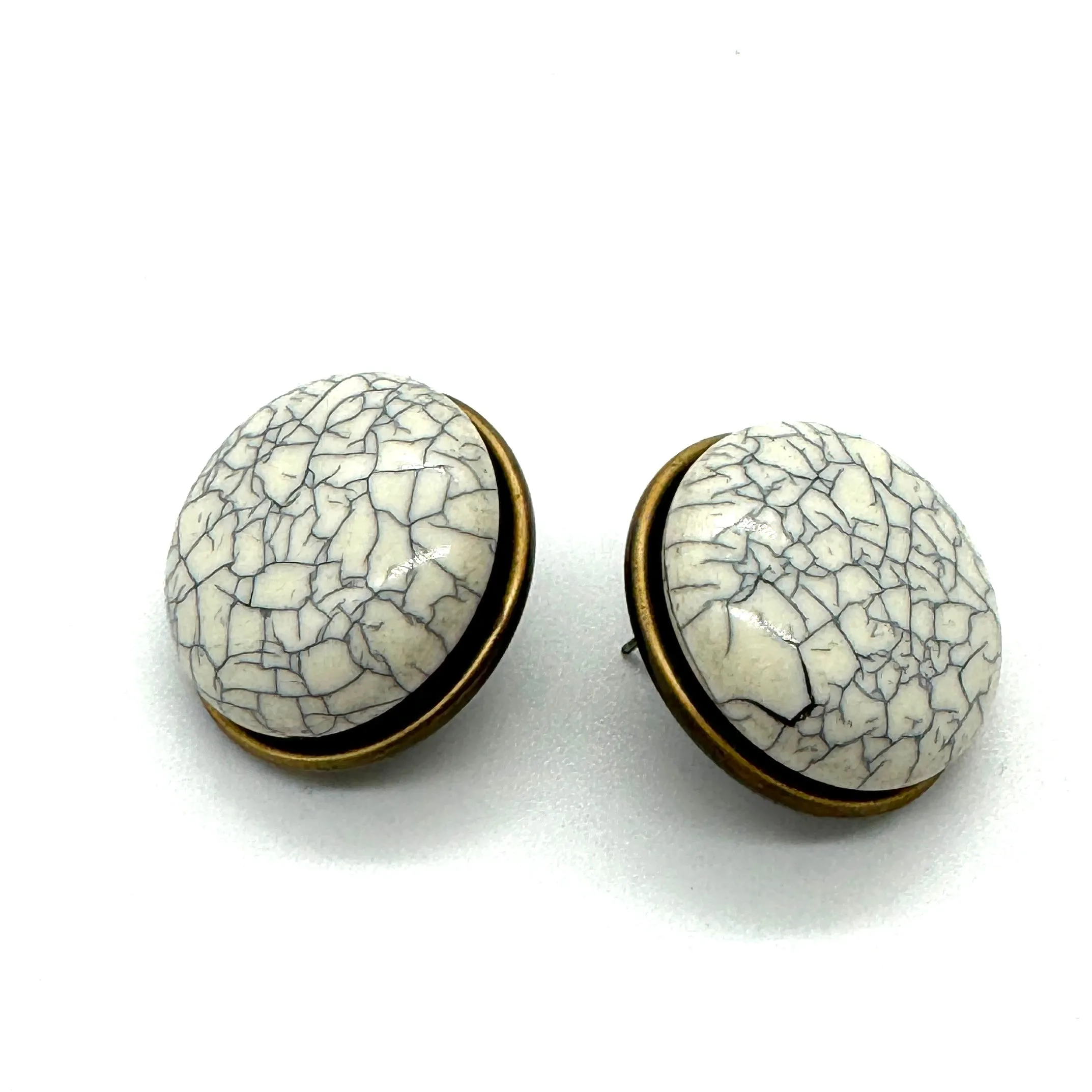 Cream & Grey Crackle Retro Button Studs - Kooky Deadstock Earrings