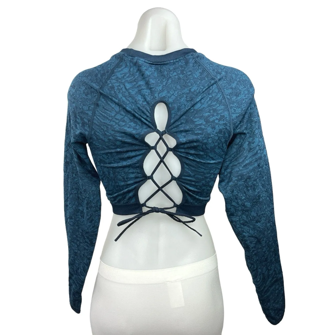 Gymshark Blue Adapt Animal Seamless Lace Up Back Long Sleeve Crew Neck Top Sz M