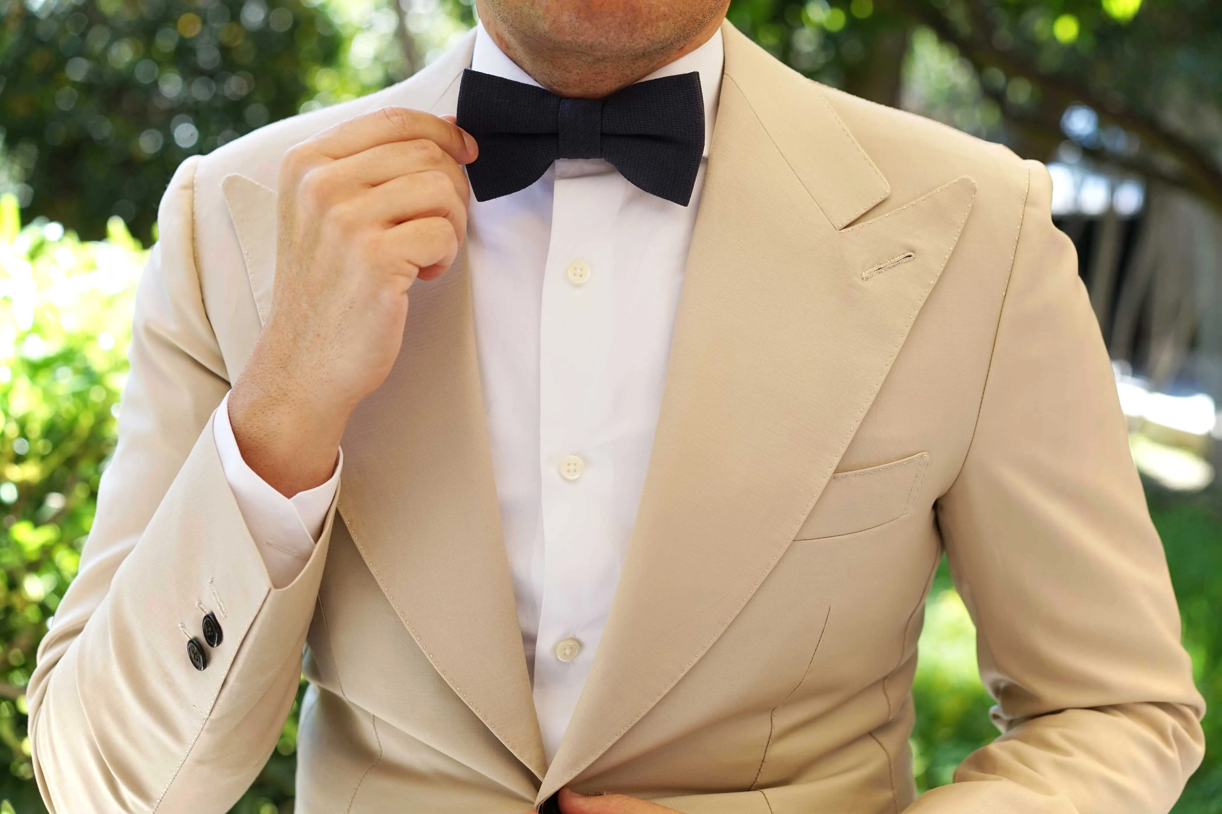 land Navy Blue Linen Bow Tie