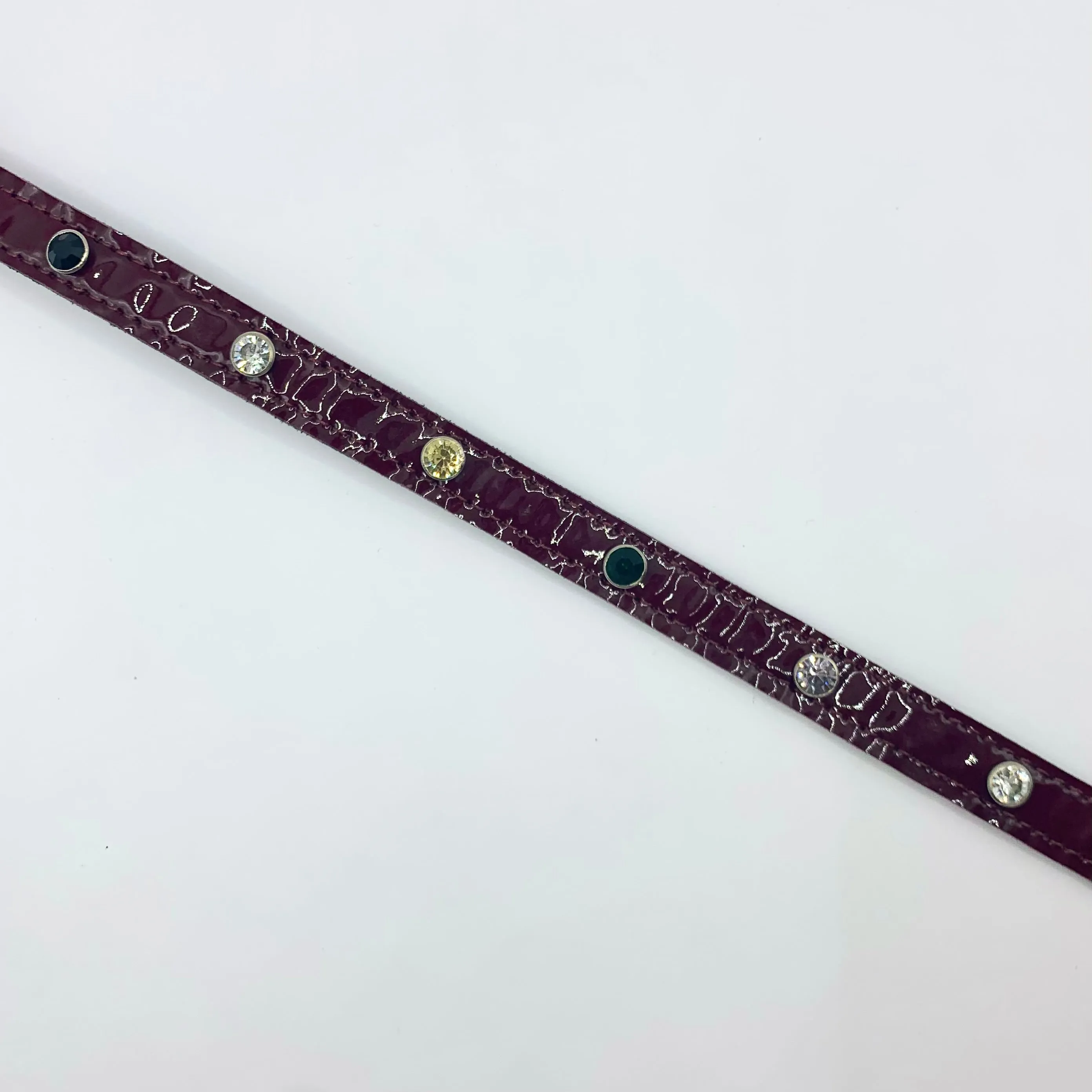 SJ X DBD oxblood patent stud choker