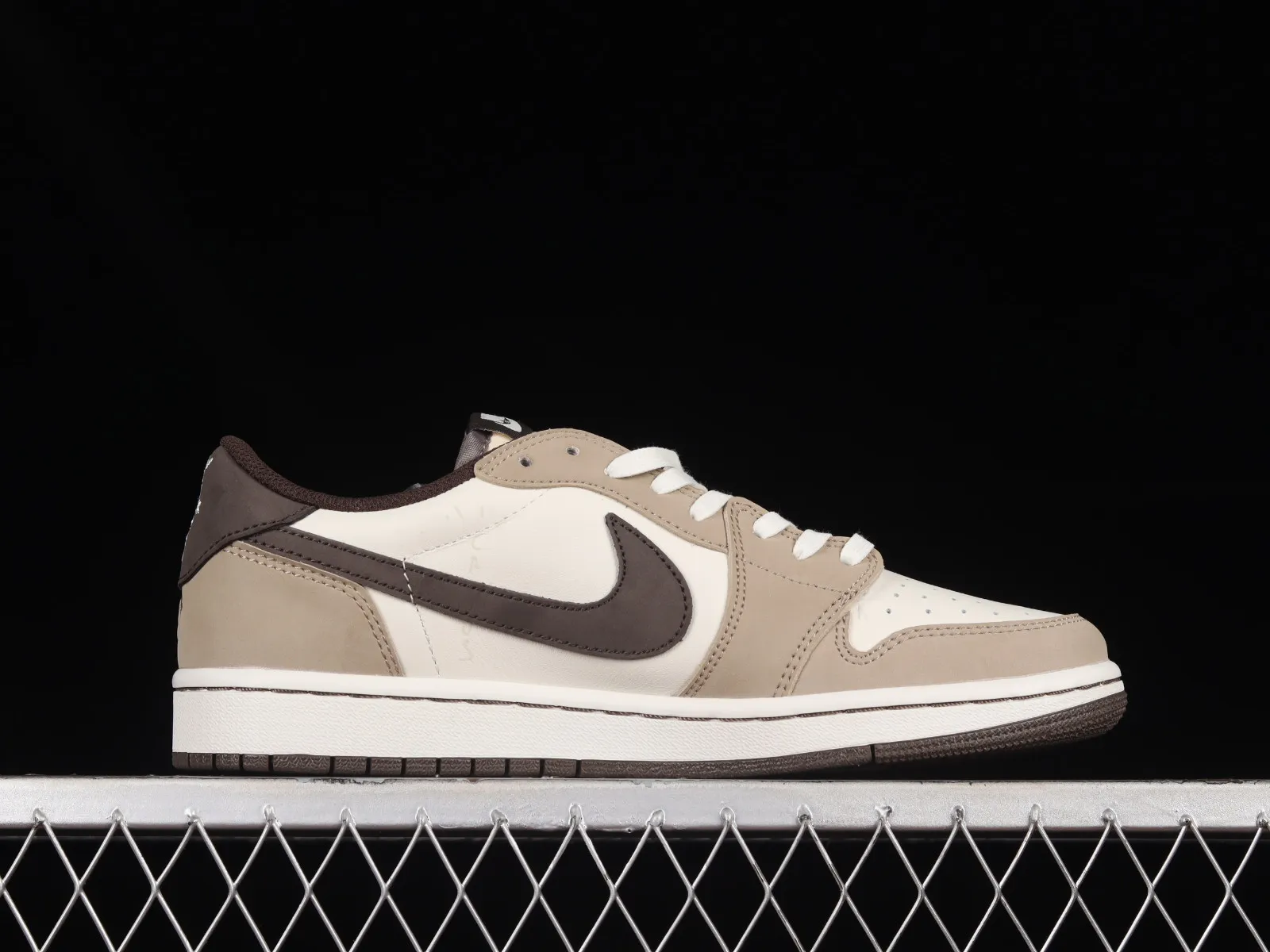 Travis Scott x Air Jordan 1 Low OG Dark Brown Beige White DM7866-886